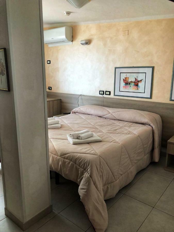 Hotel Amoha Rimini Esterno foto